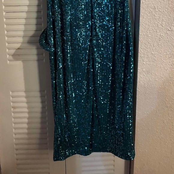 Badgley Mischka Sequin Christmas Party Dress Peacock teal greenish blue Sz 6 NWT - Picture 8 of 14